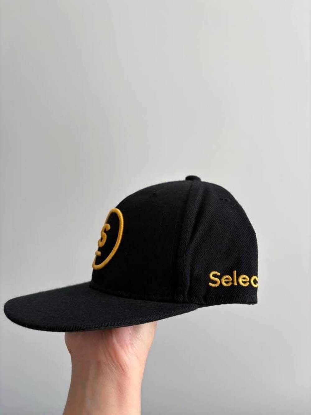 Select Hat - Picture 2 of 4